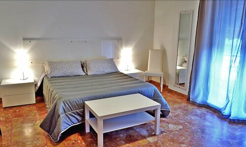 Bed & Breakfast Fontanarossa Airport -Private Parking