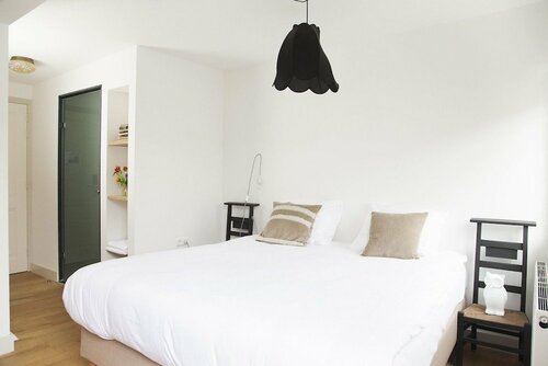 Hello Im Local - Boutique Hostel, Забронировать Отель Харлем Zuid-Kennemerland