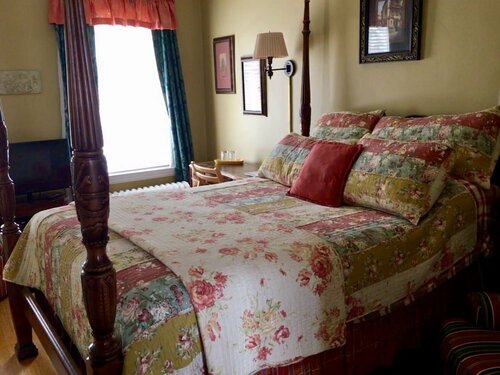 The Villa Bed & Breakfast - Adults Only, Book Villa Tacoma Washington