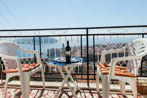 Guesthouse Slavka, Забронировать Гостевой дом Гостевые дома Дубровника, рядом с Пасторский дворец, Гостевой дом