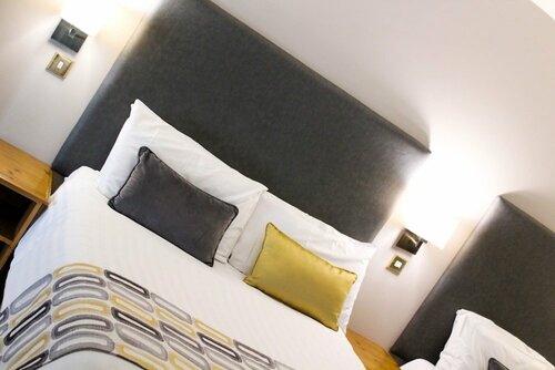 Kellys Inn, Забронировать Отель Garvaghy 