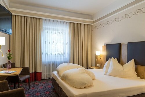 Hotel Krone Tirol, Забронировать Отель Отели Лехашау с завтраком, Завтраки