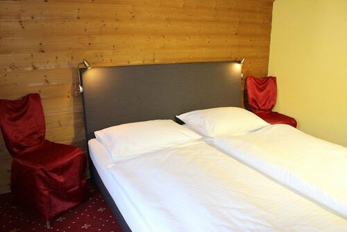 Hotel Lindwurm, Prenota Hotel Hotel a Alta Austria con piscina, Piscina