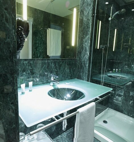 Hotel Vilamarí, Забронировать Отель Отели Барселоны с завтраком, рядом с Выставочный комплекс Fira de Barcelona Монтжуик, Завтраки