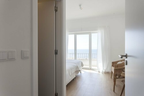 Blue Buddha Beach Rooms & Suites, Забронировать Гостевой дом Эрисейра Эстремадура