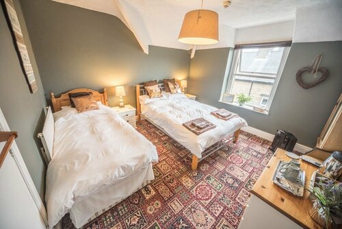 Compton Guest House, Book Pension SPA-hoteller i Buxton, SPA
