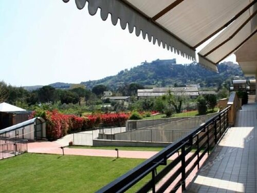Alfredo Hotel, Reserva ahora Hotel Hoteles en El Lacio con aparcamiento, Aparcamiento