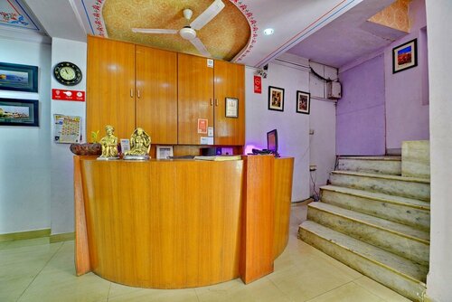 OYO Flagship 2421 Hotel The Ishani, Забронировать Отель Удайпур штат Раджастхан