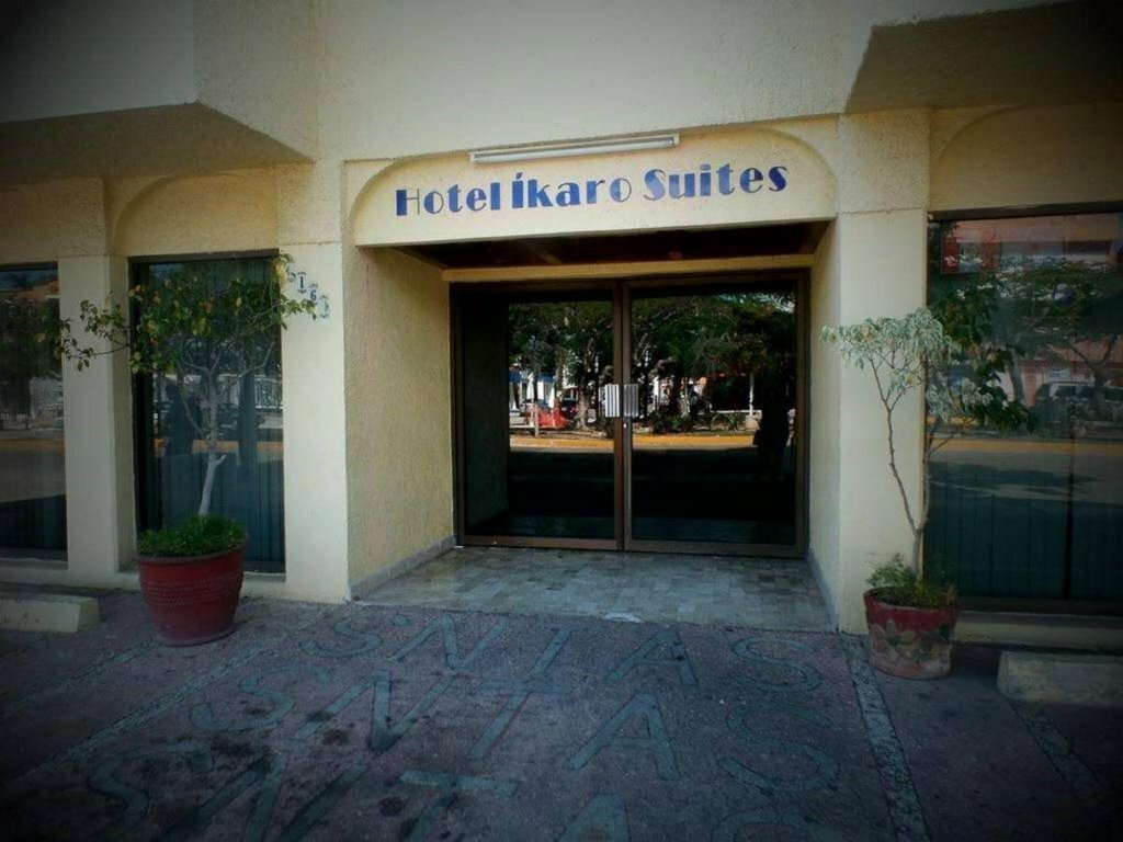 Hotel Ikaro Suites