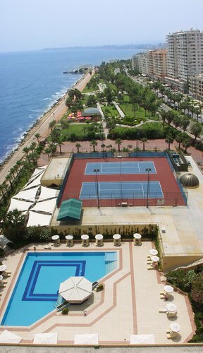 Mersin HiltonSA, Rezervovat Hotel Hotely v Mediterranean Region Turkey s bazénem, Bazén