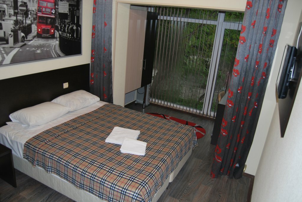 Discovery Hotel