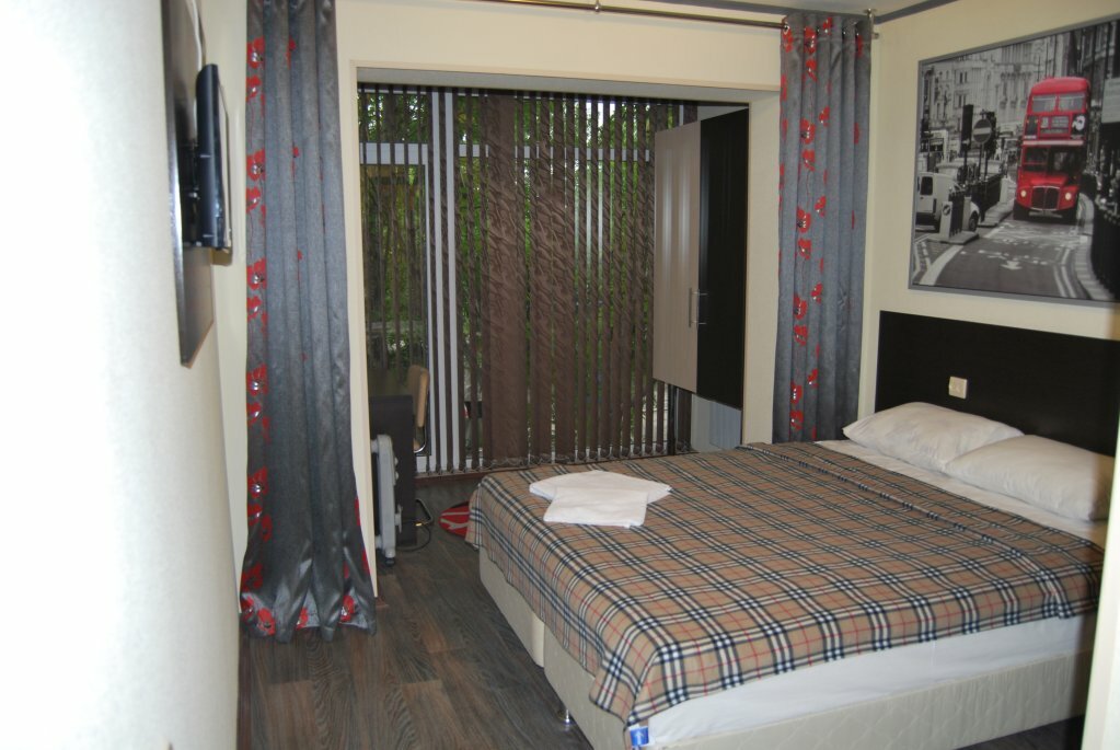Discovery Hotel