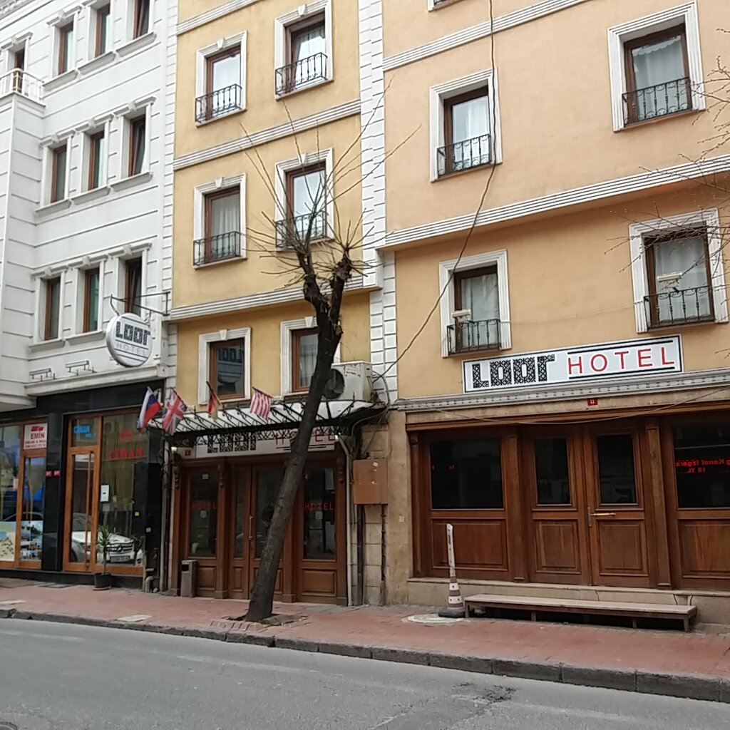 Loor Hotel