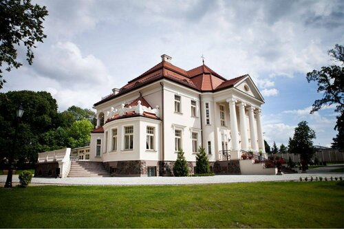 Pałac Tłokinia, Book Ferieresort Kalisz Storpolen