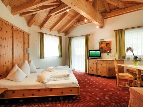 Hotel Enzian, Prenota Hotel Hotel SPA a Inntal, SPA