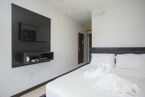 YCL Hotel, Rezervasyon Otel Malay otoparklı oteller, Otopark