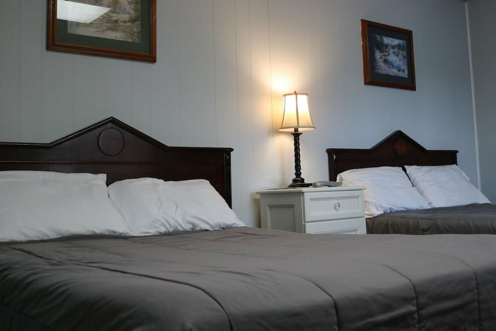 Hickory Shades Motel