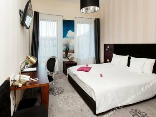 Medical SPA Lawendowe Termy, Book Hotel Hotels in Lodz with a Pool, Swimming Pool