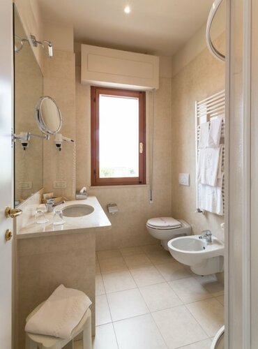 Hotel Bacco, Забронировать Отель Отели Камайоре с бассейном, Бассейн