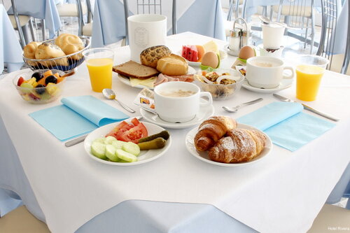 Hotel Riviera, Забронировать Отель Отели Каорле 3 звезды, рядом с Собор Каорле, 3*