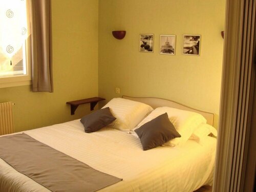 Hôtel Le Flaubert, Забронировать Отель Фужер 