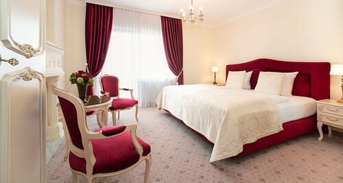 Victors Seehotel Weingärtner Bostalsee, Забронировать Отель Отели Нофельден с парковкой, Парковка