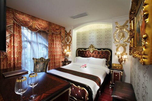 A & Em Hotel - 19 Dong Du, Забронировать Отель Район 11 Хошимин