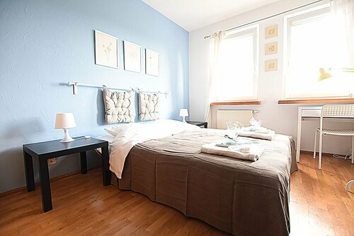 Mhost Bronowice, Book Pension Bronowice 