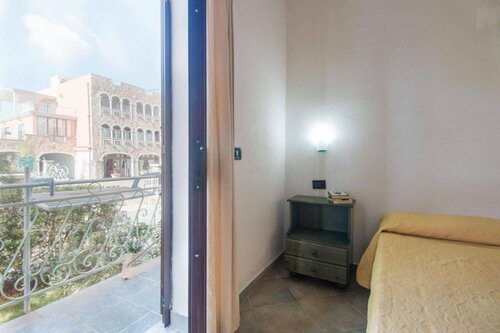Albergo Residenziale Gli Ontani, Забронировать Отель Орозеи Залив Орозеи