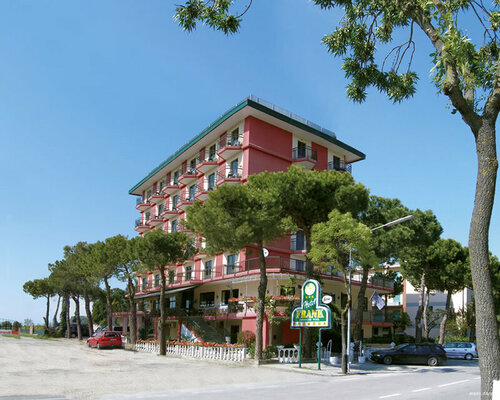 Hotel Frank, Забронировать Отель Отели Венето с парковкой, Парковка