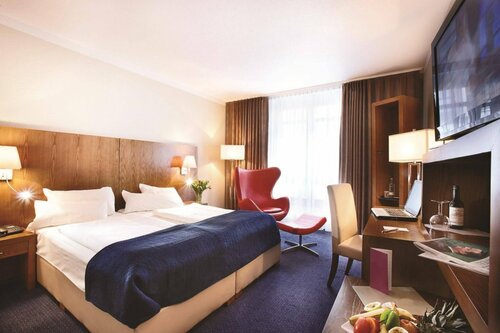 Golden Tulip Bielefeld, Забронировать Отель Билефельд Teutoburg Forest