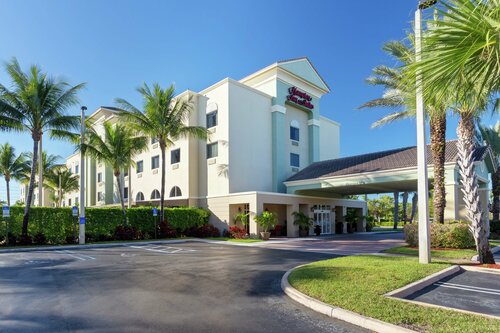 Hampton Inn & Suites Wellington, Забронировать Отель Веллингтон штат Флорида