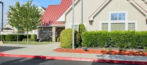 Residence Inn by Marriott Chico, Book Hotel Hoteller i Chico med morgenmad, Morgenmad