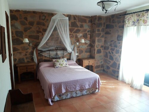Hotel Villa de Berzocana, Prenota Hotel Hotel a Estremadura con parcheggio, Parcheggio