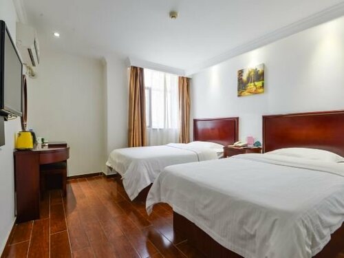 GreenTree Inn Jiangsu Zhenjiang Gaotie Wanda Square Express Hotel, Prenota Hotel Hotel economici a Jiangsu