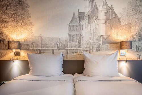 Hotel Heemskerk, Book Hotel  