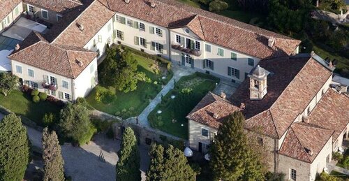 Relais San Maurizio, Забронировать Отель Санто-Стефано-Бельбо Ланге