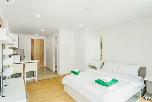 Condo in Kata in Ozonec- Unit D618, Забронировать Отель Отели острова Пхукета с бассейном, Бассейн