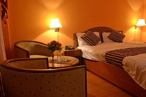 Kathmandu Prince Hotel, Забронировать Отель Отели Катманду 3 звезды, рядом с Улица Фрик-стрит, 3*