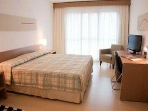 Garden Hotel, Забронировать Отель Рибейран-Прету штат Сан-Паулу