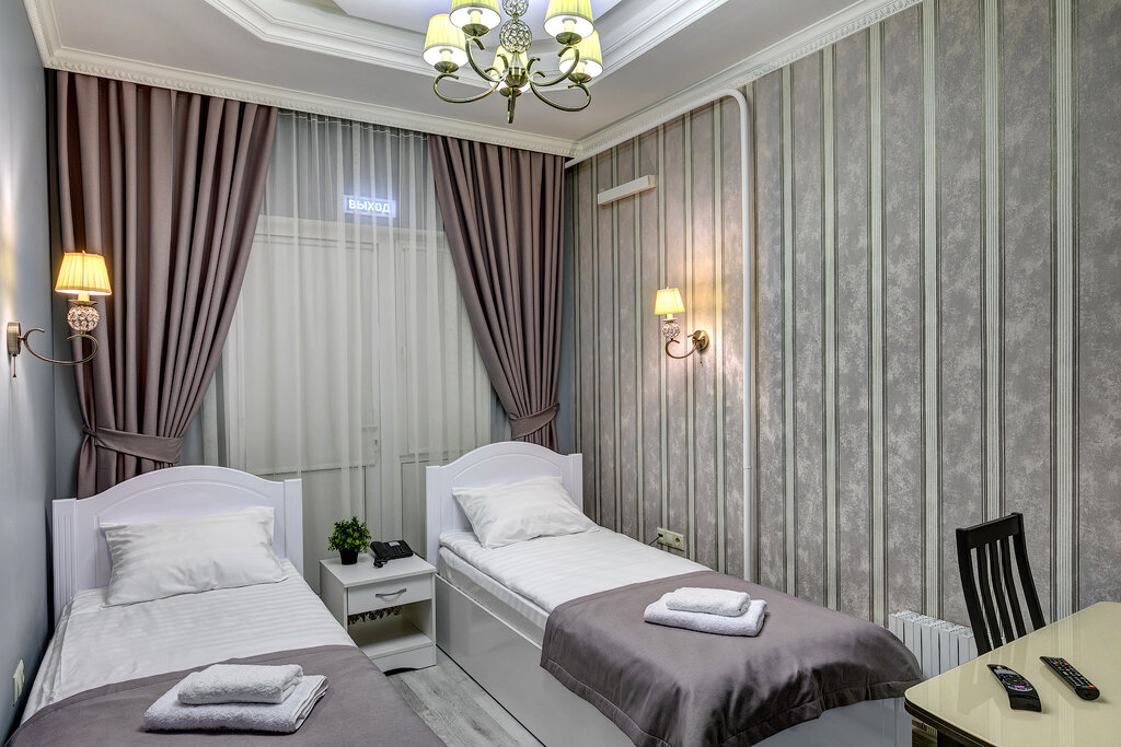 City Hotel
