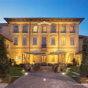Best Western Hotel Cristallo Mantova, Забронировать Отель Отели Вирджилио с парковкой, Парковка
