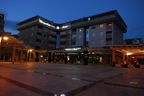 Hotel Magnolija, Забронировать Отель Бечичи Будванская ривьера