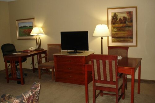 Endeavor Inn & Suites, Trademark Collection by Wyndham, Rezervați Hotel Topeka Kansas