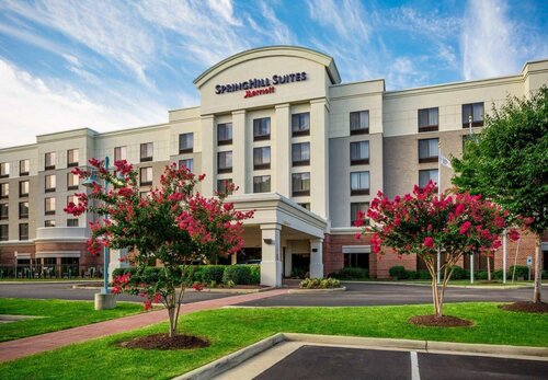 Springhill Suites by Marriott Hampton Coliseum, Book Hotel Hoteller i Virginia med parkering, Parkering