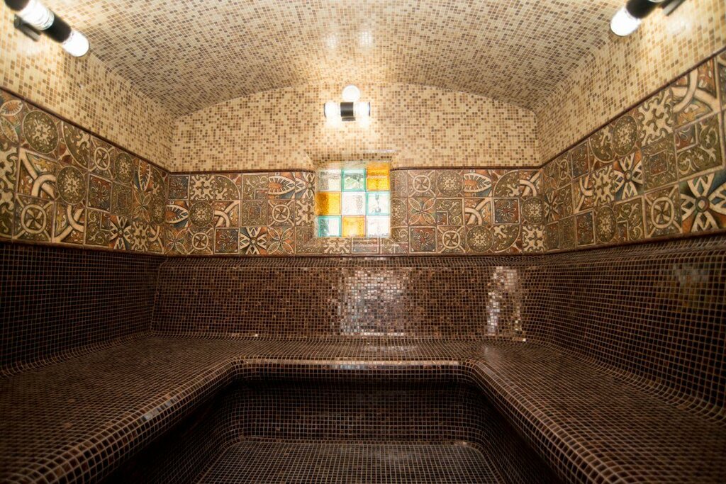 Вилла Астон