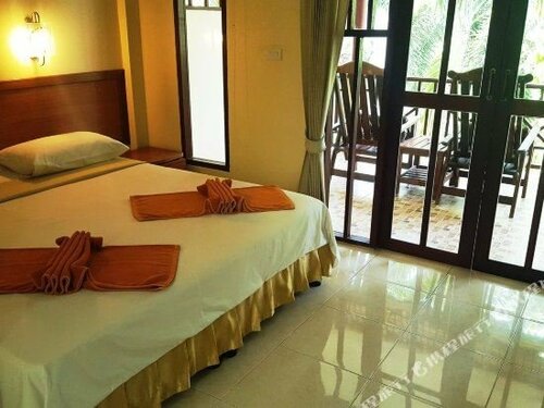 Rattana Guesthouse & Bungalow, Забронировать Курортный отель Самуй Самуи