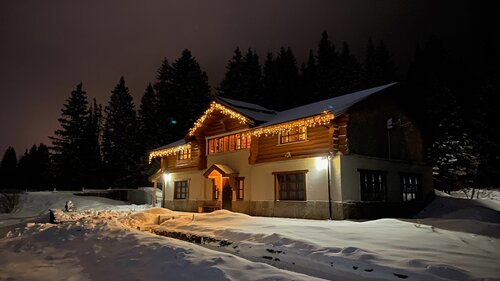 Priozyornyij Mini-hotel, Réserver Hôtel Ziouratkoul Satkinsky District