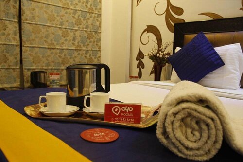 Collection O Kalka Ji Formerly Hotel Gera, Забронировать Отель Отели Нью-Дели с парковкой, рядом с Храм Калкаджи Мандир, Парковка