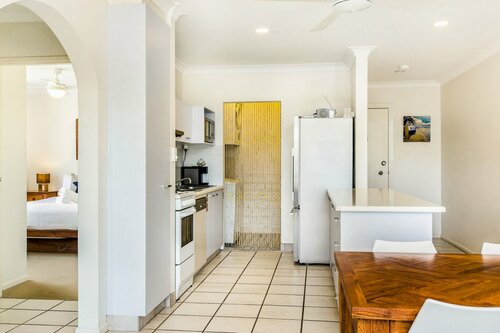 Clarkes Beach Villa - steps to beach & Byron town, Забронировать Вилла Виллы Байрон-Бей, рядом с Club Byron, Вилла